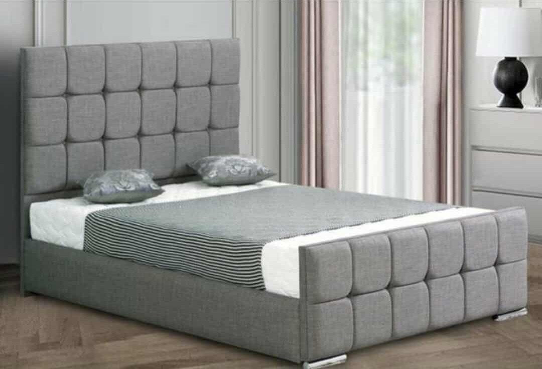 Grey velvet Cube Bed with square-tufted headboard and footboard