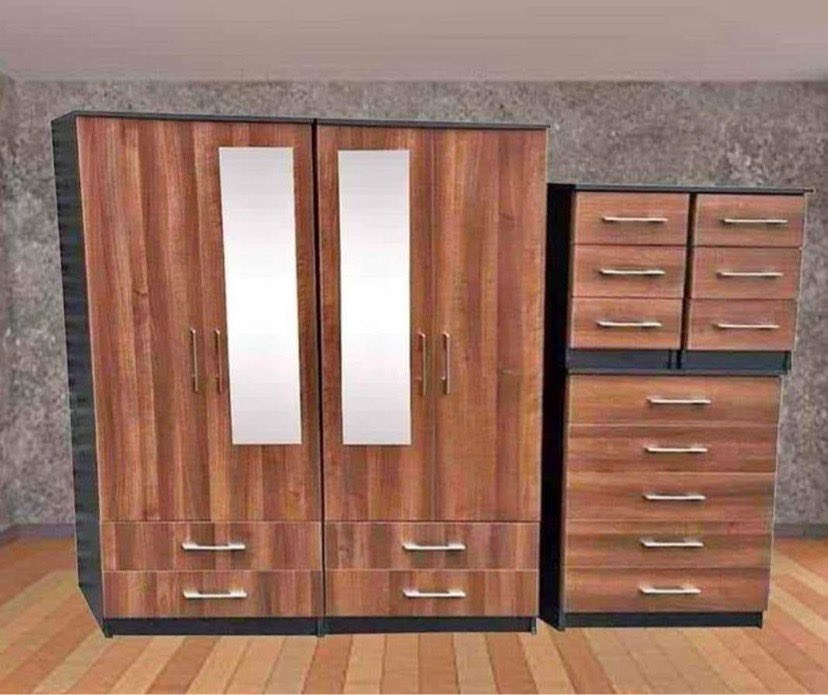 Walnut-effect 4-door mirrored wardrobe with matching chest of drawers