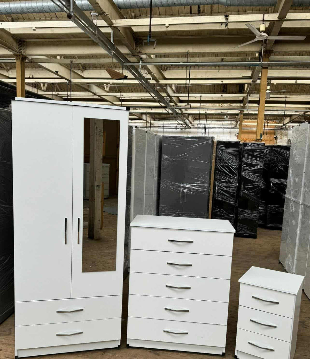 White 2-door mirrored wardrobe with chest of drawers and bedside cabinet